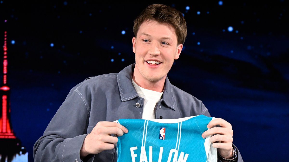 .Kon II Knueppel’s mom made 25 pounds of chicken fajitas for the whole Charlotte Hornets team 🤣 #FallonTonight #NBAonNBC