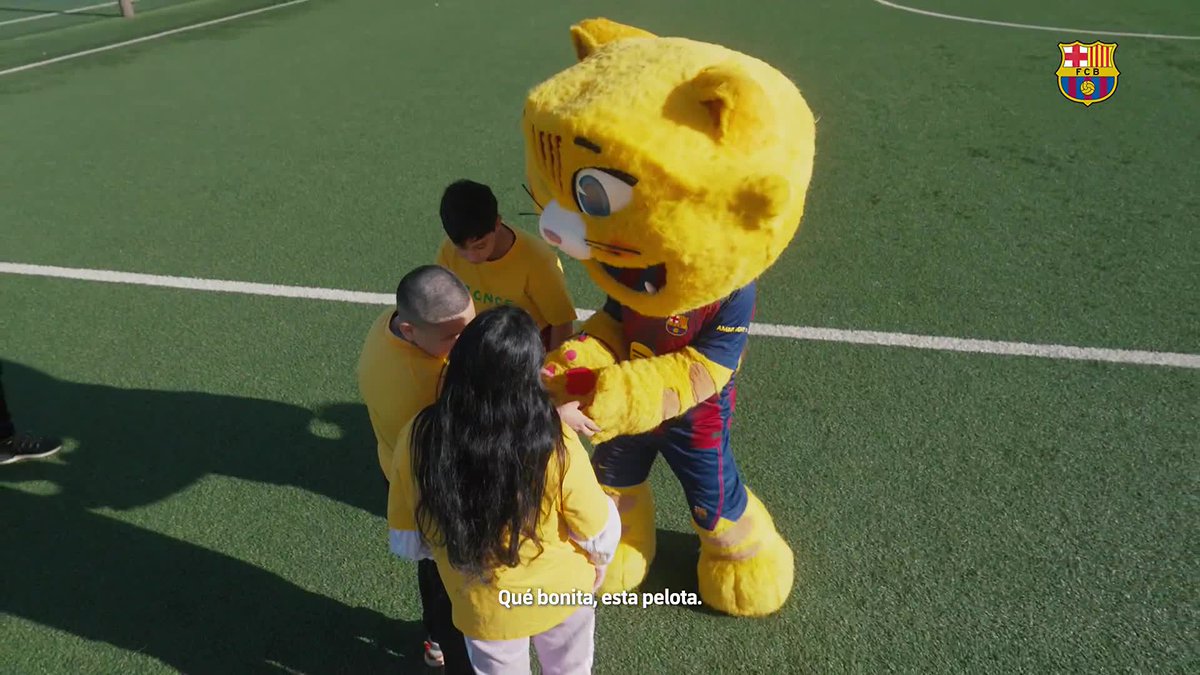 Celebramos el Día Internacional de las Personas con Discapacidad con un encuentro muy especial entre la mascota CAT y los primeros niños y niñas de la ONCE, que la descubrieron hace un año. ¡Un encuentro lleno de emoción!