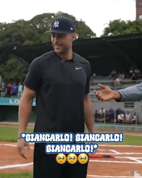 【 #ヤンキース 】コロンビアで野球教室を行ったスタントン。 子どもから回答に困る質問が飛び出したようです🤣 #字幕付き動画