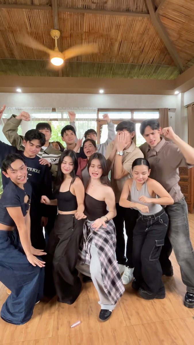 ANDITO NA SILAAA! 😆 From the PBB House to Hotel 88, meet the cast of ‘The Secrets of Hotel 88’, the latest GMA x ABS-CBN series collaboration produced by Star Creatives. 🚪 Abangan! 👀 #TheSecretsofHotel88