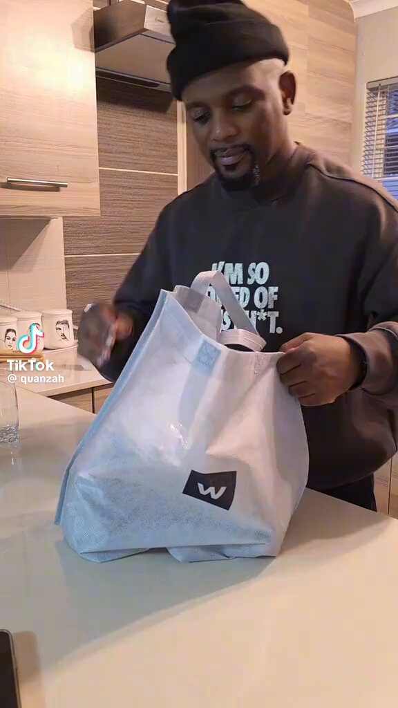 woolies is weak ,knowing NandosSA it was gonna be even more darker than before 🤣😂😆