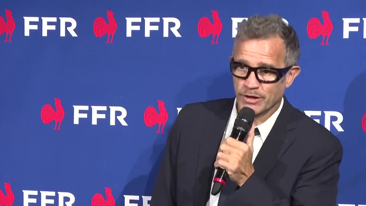 Le XV de France remportera-t-il la Coupe du monde 2027 ? 💬 Fabien Galthié : « L'équipe de France ne l'a jamais fait. Notre ambition, c'est de l'atteindre. (...) À jamais les premiers, potentiellement ! » #lequipeRUGBY