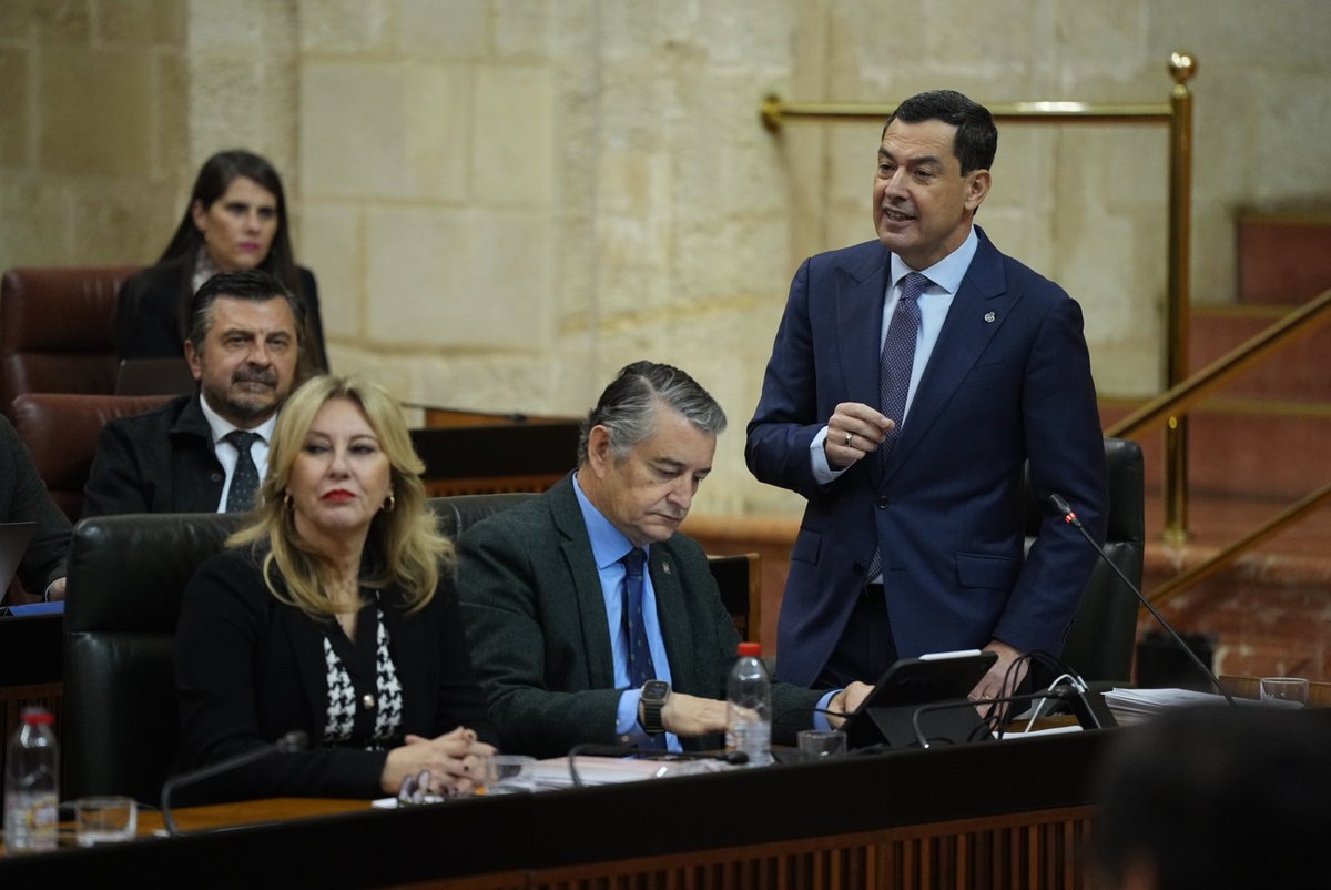 La Fiscalía ha archivado en poco más de un mes la denuncia por el supuesto borrado y manipulación de mamografías. Hay partidos que se han instalado en la mentira. Que pidan perdón y reconozcan que han faltado a la verdad. Es indigno. Todo no vale en política.