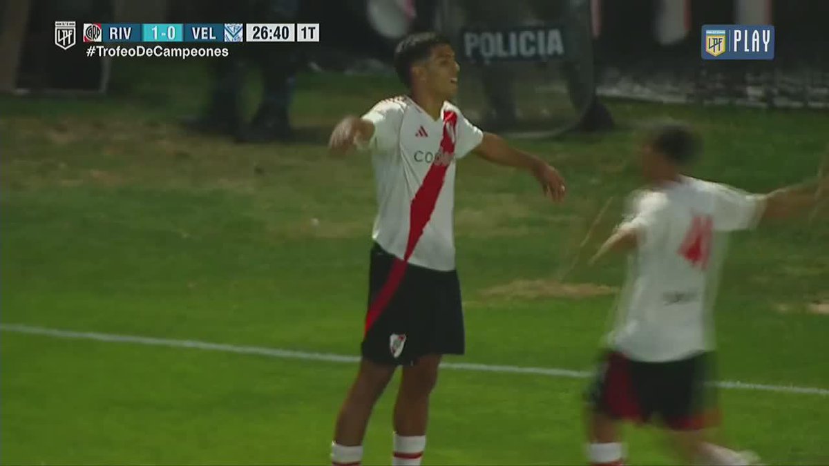 El 9 que necesita Liverpool para varios años. Apenas 21, con River dispuesto a soltarlo y negociando por Amaro. Inmejorable. ES ACÁ Liverpool Fútbol Club