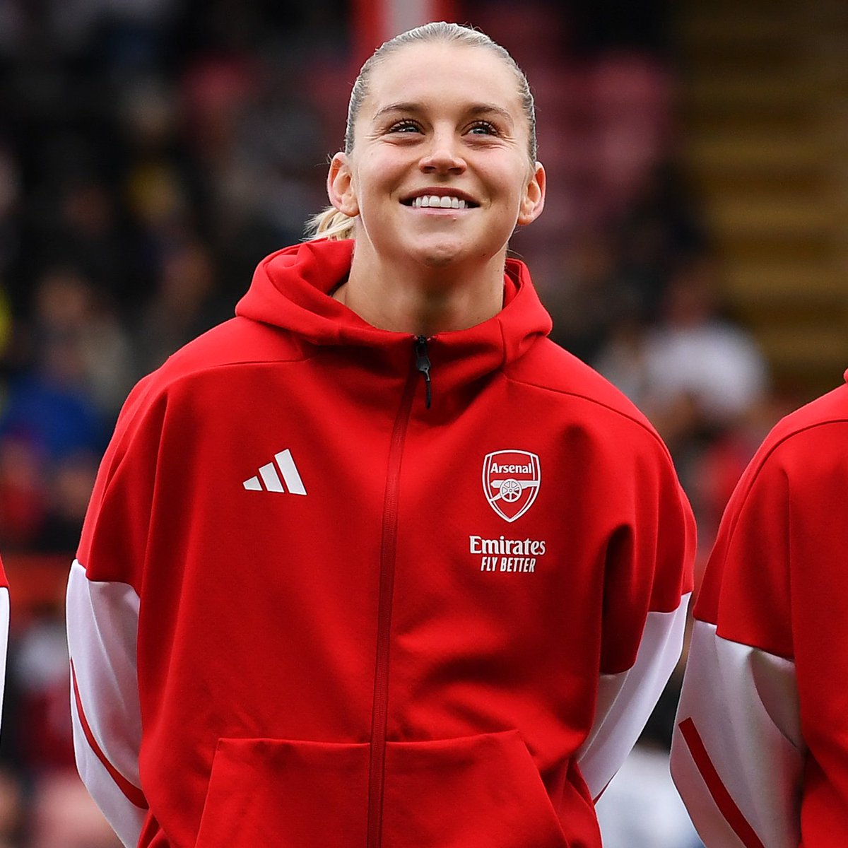 “The sky is the limit.” 🌟 A behind-the-scenes look into Alessia Russo’s growth from signing with Arsenal to now, told only on The Dispatch 🎙️ Listen now on YouTube or search The Dispatch wherever you get your podcasts 🤩