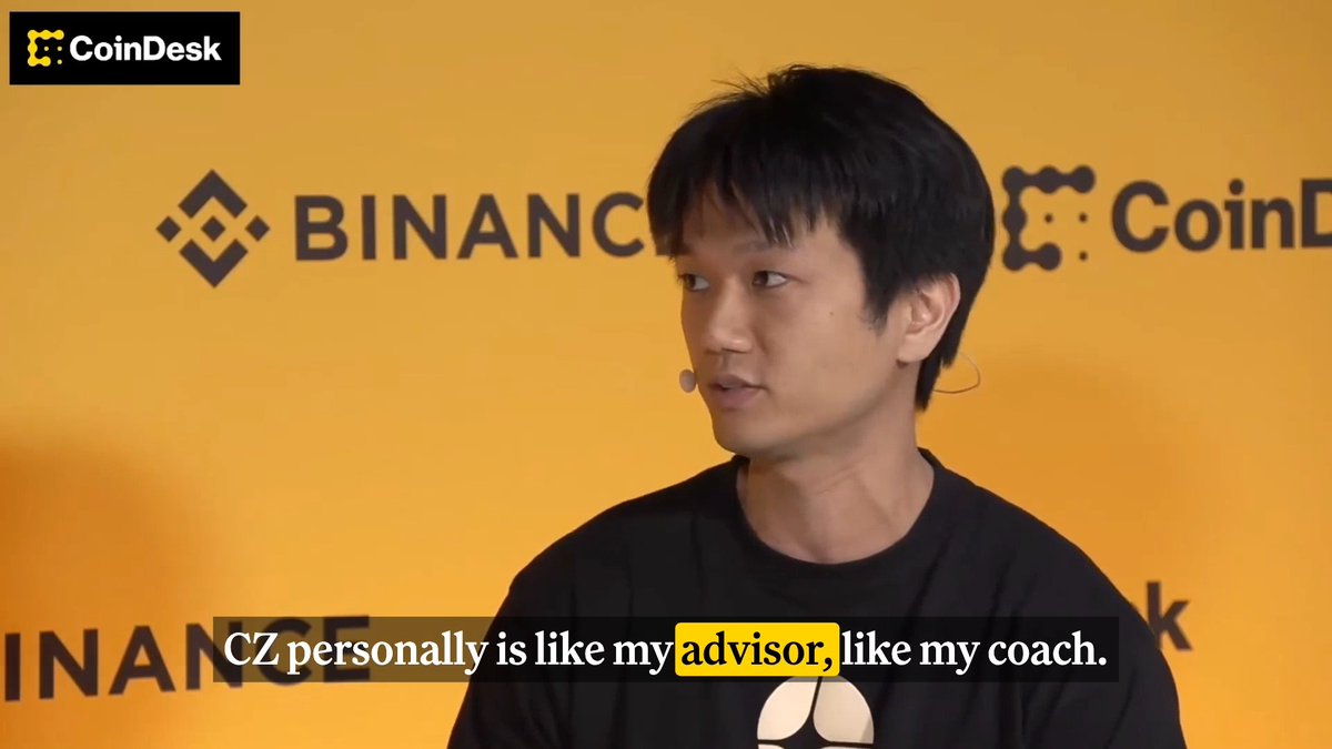 🔥 Aster 🥷 CEO Leonard 💛 Aster 🥷 says CZ 🔶 BNB has become “like my advisor, like my coach,” offering guidance few others could, while speaking at @Binance Blockchain Week presented by Celo.