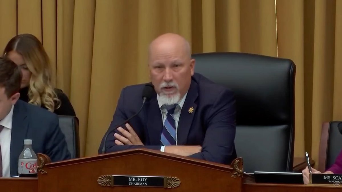 "We're $38 trillion in the hole with no end in sight..." WATCH Rep. Chip Roy Press Office's opening statement on balancing the federal budget ⬇️