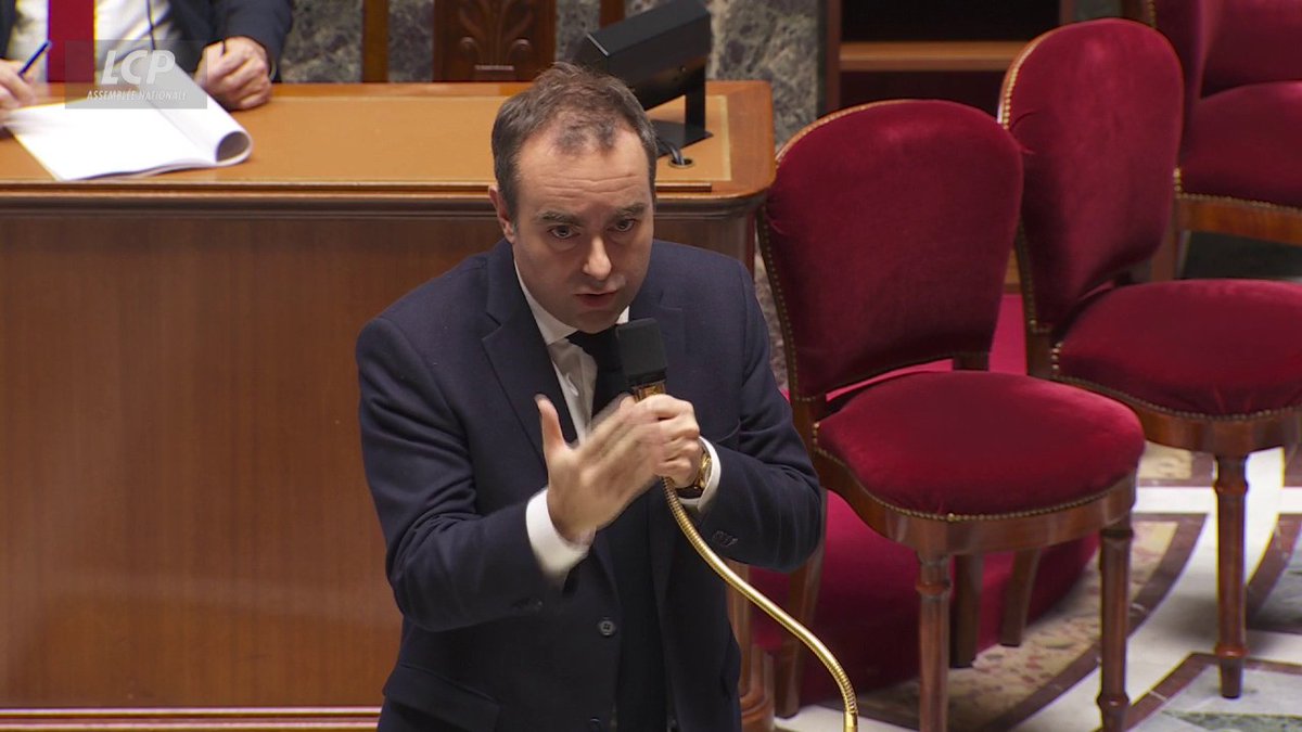 🔴🏛️ Budget de la Sécu : "S'il n'y a pas de PLFSS voté à la fin de cet exercice vous aurez globalement un déficit cible en dérive autour de 29 à 30 milliards d'euros en année pleine", affirme Sébastien Lecornu. #DirectAN #PLFSS2026