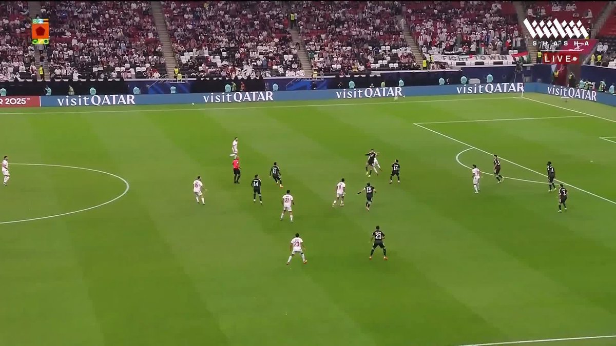 بداية المباراة 🏁 الأردن 🆚 الإمارات تابعوا المباراة وباقي المواجهات في #كأس_العرب_على_شاشا 🏆💫 شاهد الآن مجاناً وبدون تسجيل دخول 📺