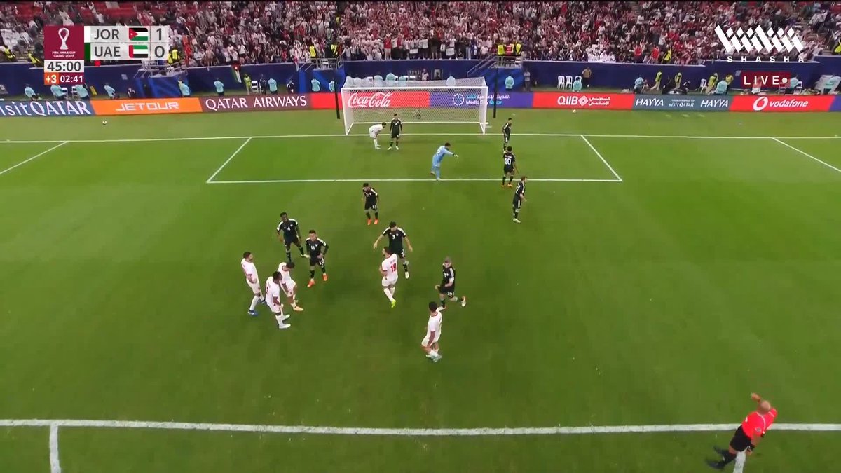 الشوط الأول ينتهي بتفوق الأردن أمام الإمارات بهدف علوان 🇯🇴🔥 تابعوا المباراة وباقي المواجهات في #كأس_العرب_على_شاشا 🏆💫 شاهد الآن مجاناً وبدون تسجيل دخول 📺