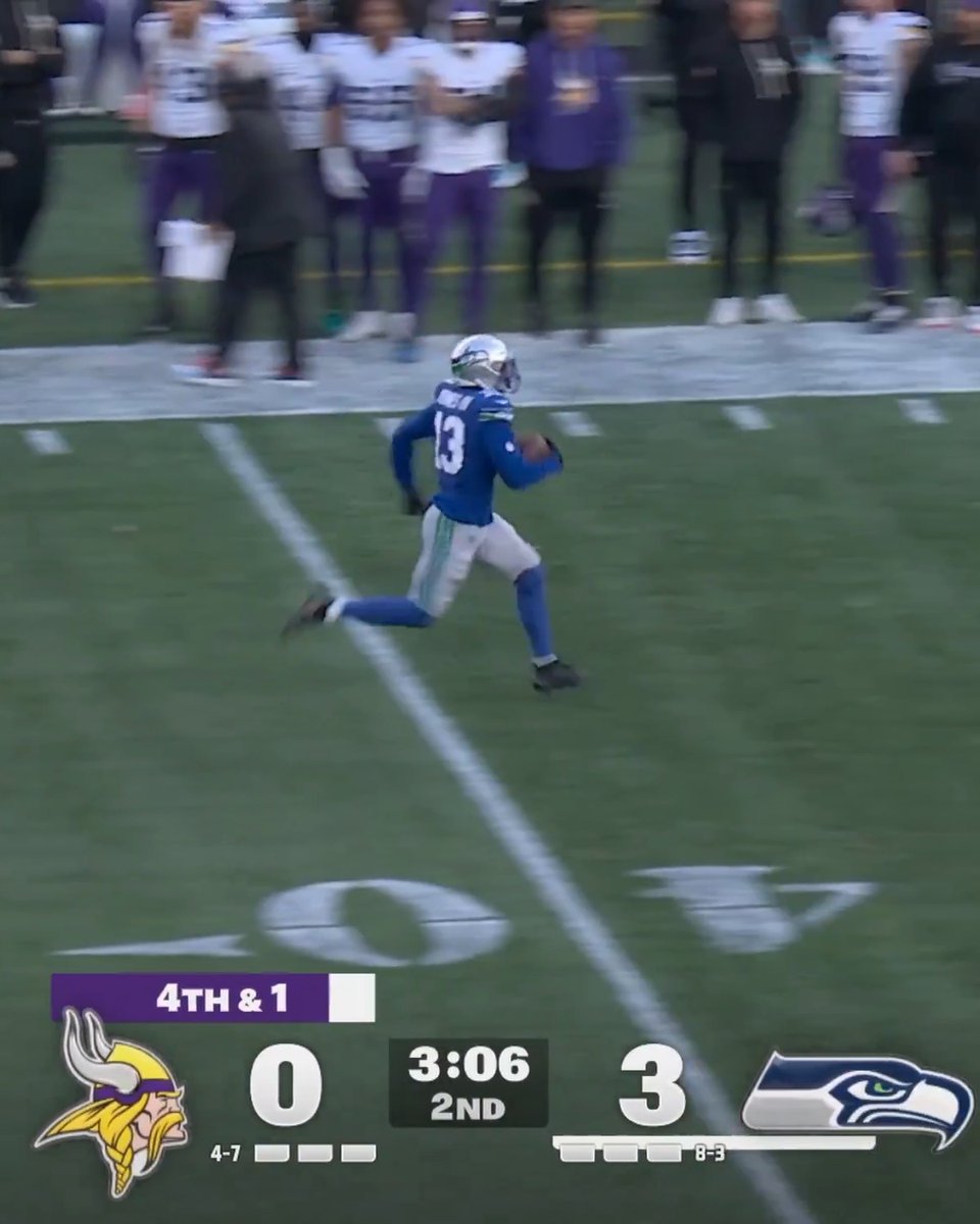 Seattle's defense = ball magnets 🧲 Progressive