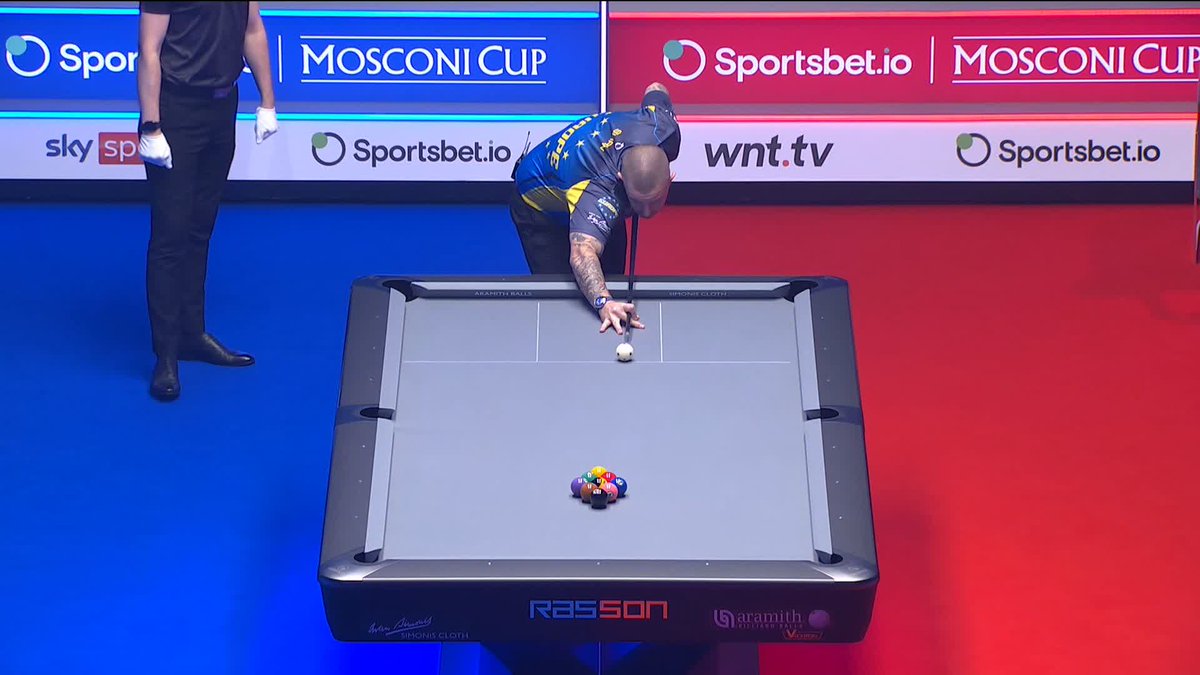 Break and dish to begin! Jayson Shaw starts with a BANG! 💥 #MosconiCup 🇪🇺