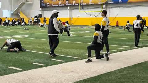First practice for new Steelers WR Adam Thielen in the black &amp; gold. Hopefully he can learn all 6 running plays and all 6 passing plays before Sunday. 🤣 #Steelers #NFL