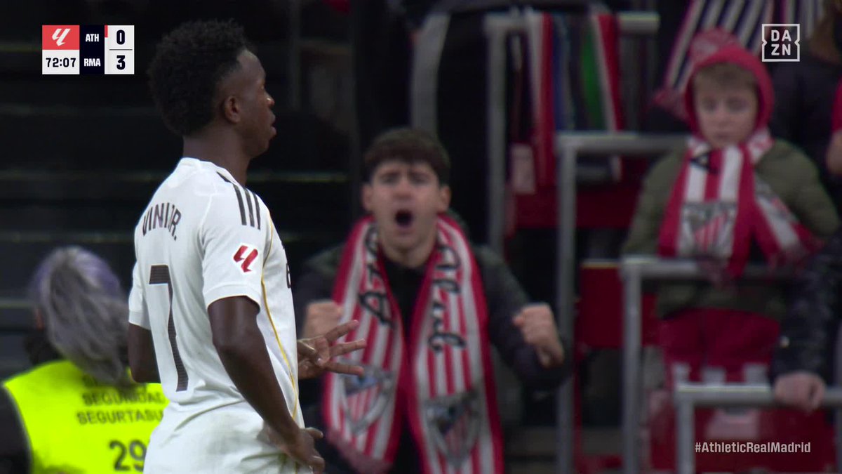 "1, 2 y 3" 🧐 El gesto de Vinicius en San Mamés #LALIGAenDAZN ⚽
