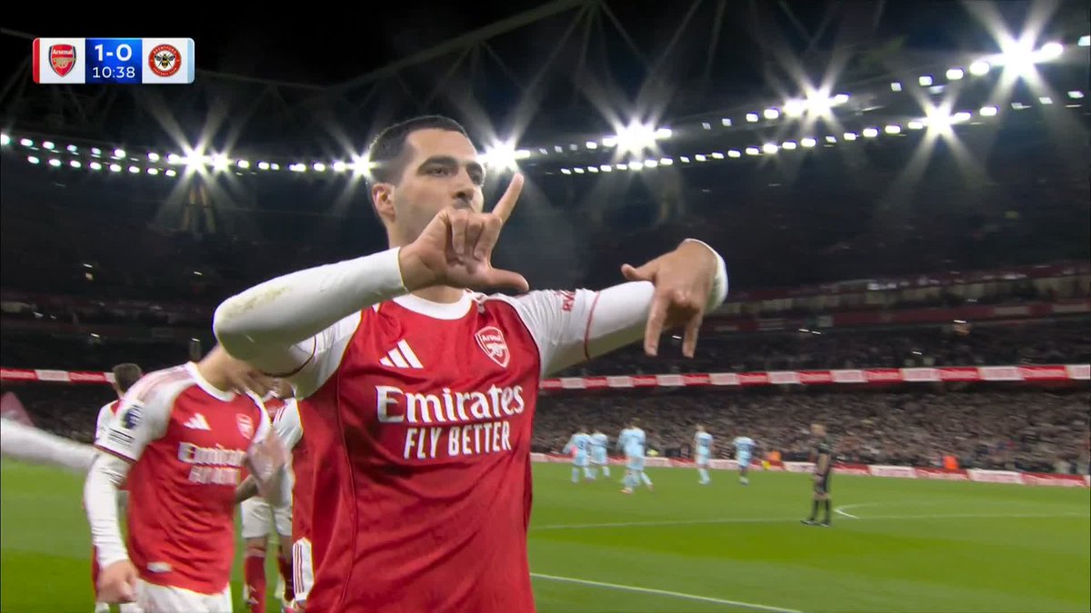 Who else but Mikel Merino! Arsenal waste no time in taking the lead against Brentford ⚡️