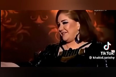 المذيعة بتسأل ميادة الحناوي هل انتي السبب في طلاق وردة وبليغ حمدي .. قالتلها مش انا السبب دي سميرة سعيد 🤫