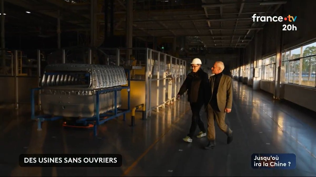 🇨🇳🏭 Les "Dark factories", usines révolutionnaires chinoises : pas de lumière, pas de chauffage et surtout pas d'ouvriers. Ce sont les robots et l’IA qui font tout. #JT20h