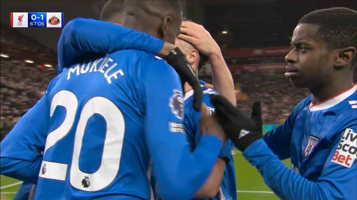 Chemsdine Talbi with an absolute SCREAMER to put Sunderland ahead at Anfield! ☄️