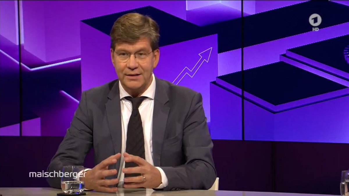 „In so eine Konfrontation zu gehen, das war ja mehr als Klassenkampf“, sagt Christoph Schwennicke (Christoph Schwennicke, t-online) zu den Aussagen von Bundesarbeitsministerin Bärbel Bas über die Arbeitgeber. #maischberger
