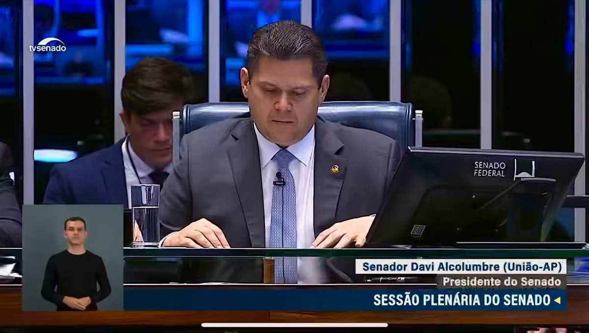 Alcolumbre peitou Gilmar Mendes e o STF. O judiciário está mais uma vez invadindo as prerrogativas do Congresso, isso é inaceitável.