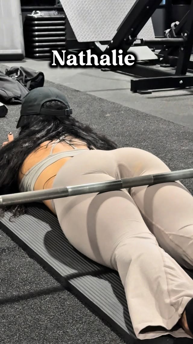 Why can't some women just understand that gyms are for working out only?