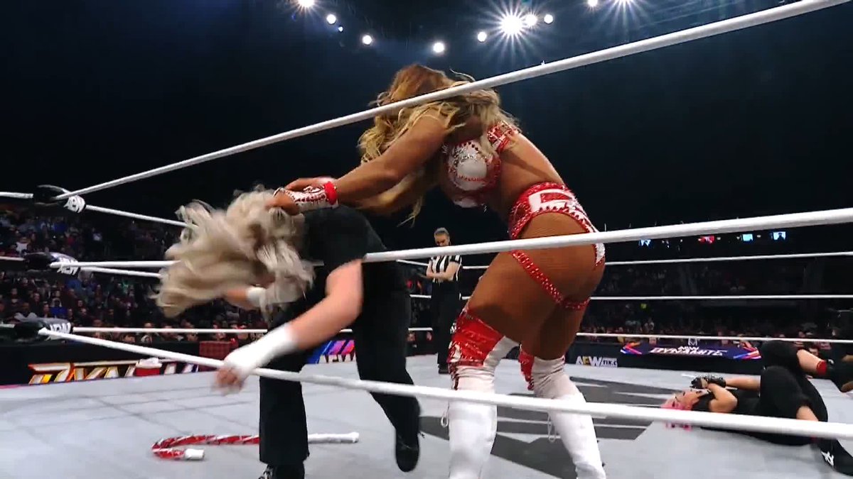 .Marina Shafir + @MeganBayne are still in this Semifinal Match! Watch #AEWDynamite LIVE on TBS & HBO Max