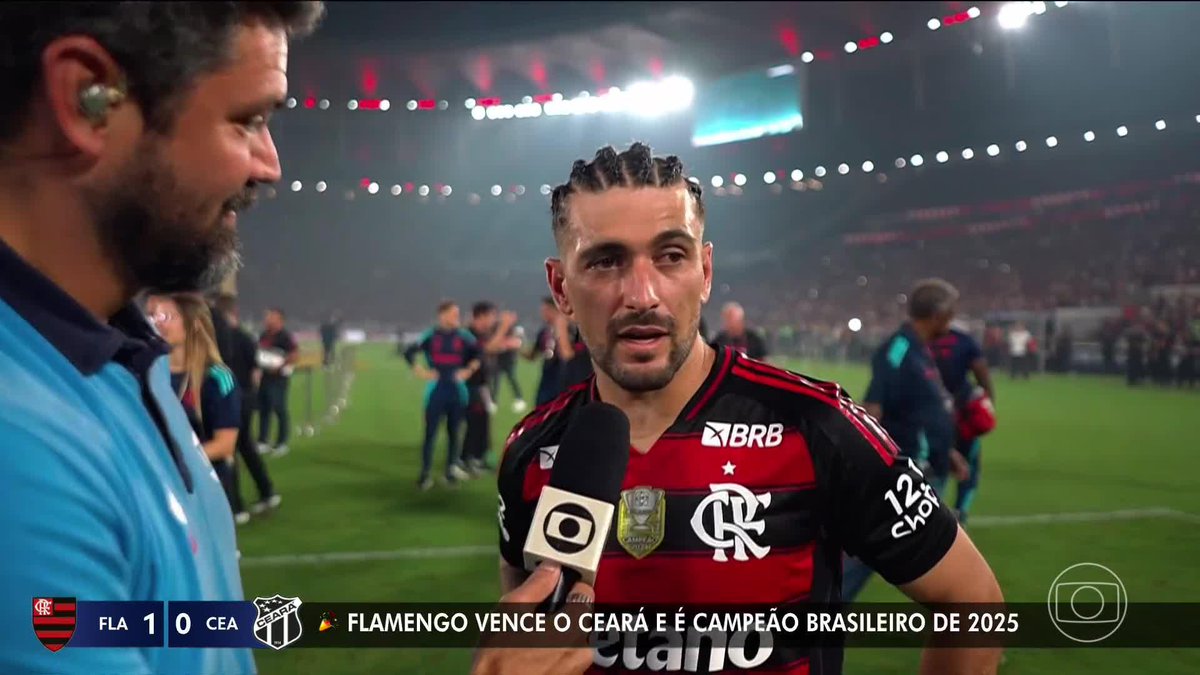 “É difícil de explicar o sentimento nesse momento. Não há palavras para explicar a nossa torcida.” “Isso aqui é a minha casa. Eu não tenho palavras para explicar o que o Flamengo é para mim.” 🎙️ Arrascaeta. 🎥 TV Globo 📺 | ge