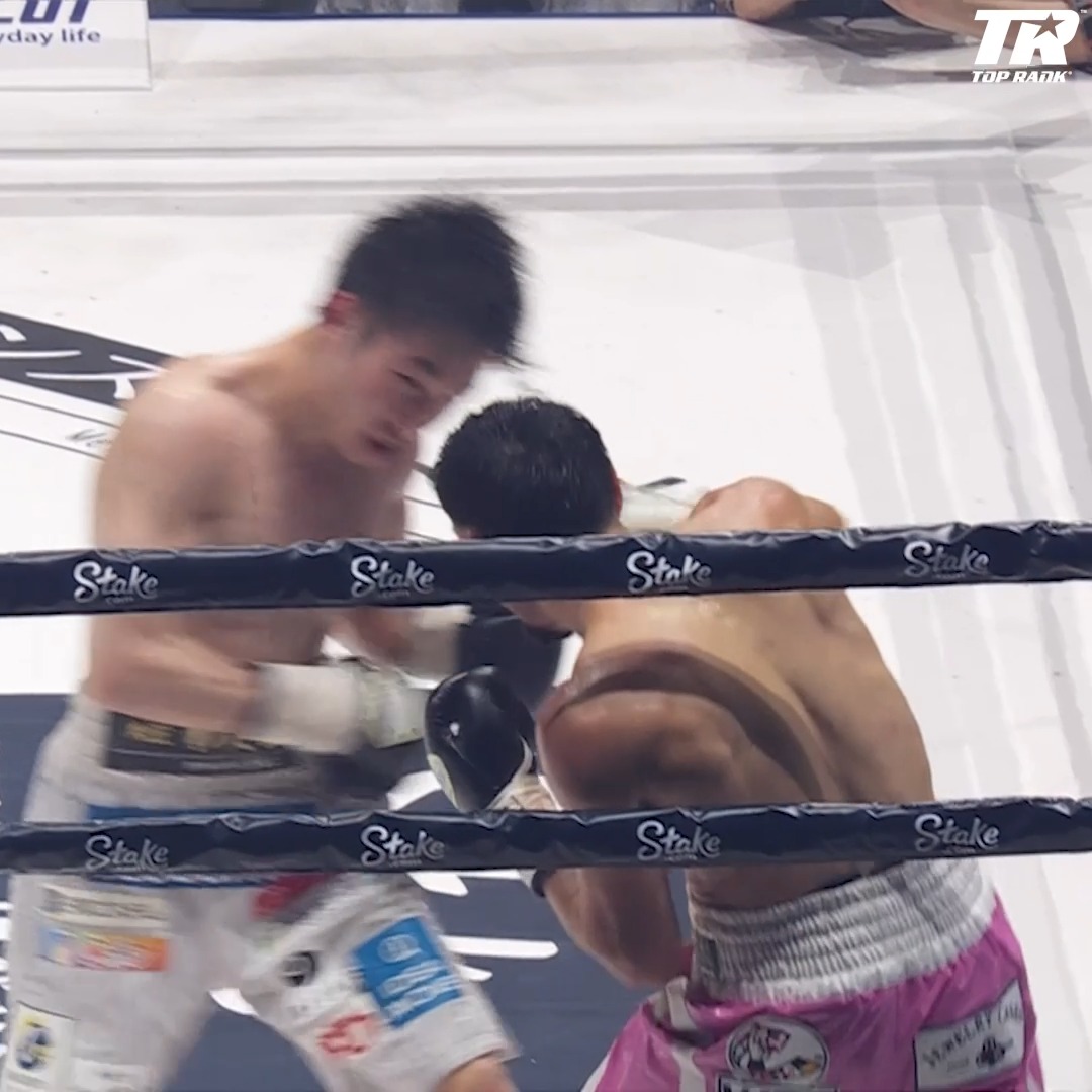 ⏮️ When Kenshiro Teraji sent Anthony Olascuaga threw the ropes in a Ring junior-flyweight title defense💥 The Ring V: Night of the Samurai live on DAZN l @RiyadhSeasonl Dec 27th 🥊