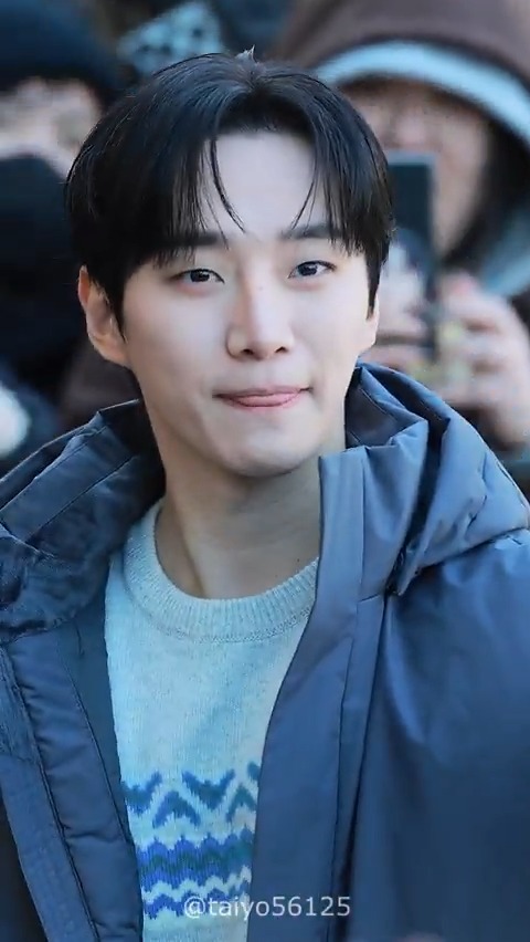 251204 #네파 #NEPA 팬싸인회 출근길 프리뷰 영상 URL → #준호 #JUNHO #이준호 #LEEJUNHO
