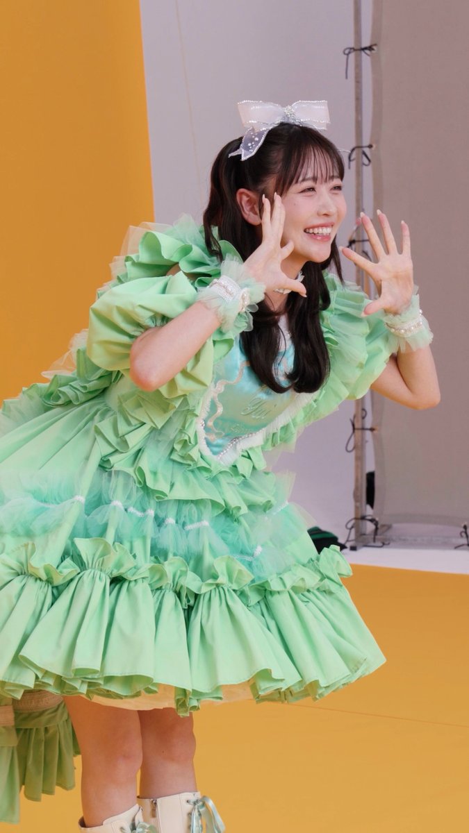/ 📹 撮影の裏側をチラ見せ! \ FRUITS ZIPPER 櫻井優衣さんが #タウンワークのうた でアドリブダンス💚 メイキング映像を限定公開します🎬✨ #FRUITSZIPPER #ふるっぱー #フルーツジッパー #タウンワーク #メイキング @yui_fz0221 @FRUITS_ZIPPER