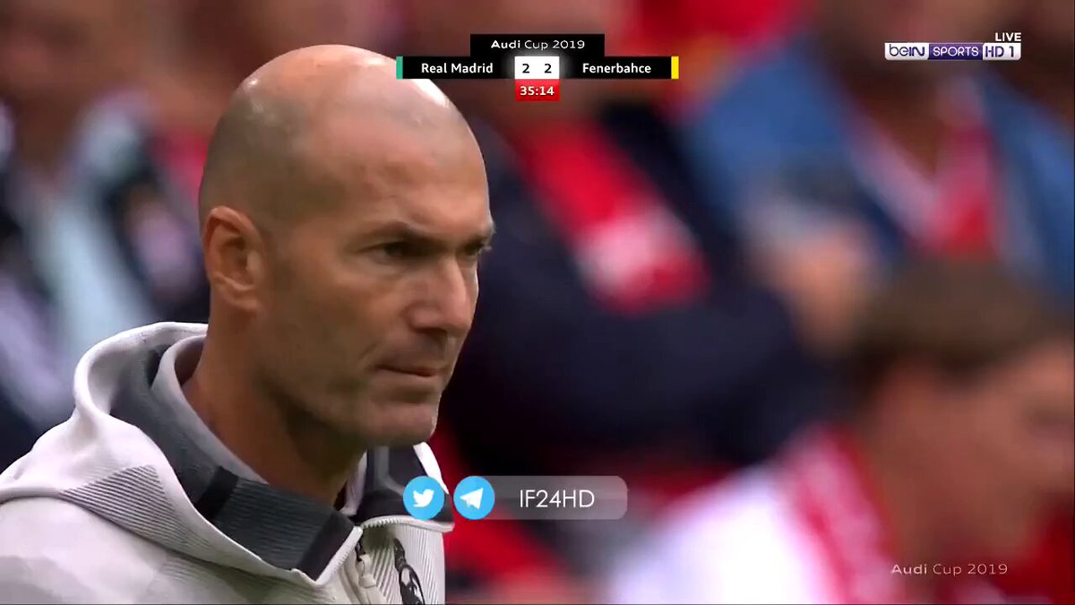 مقطع لا يقل خطورة عن الكوكايين !! أول موسم لريال مدريد بدون رونالدو تحس فيه شي ناقص في التشكيلة، تحس فيه شي غلط وهذا غير تعليق عامر الخوذيري الأيقوني 😓😓😓😓