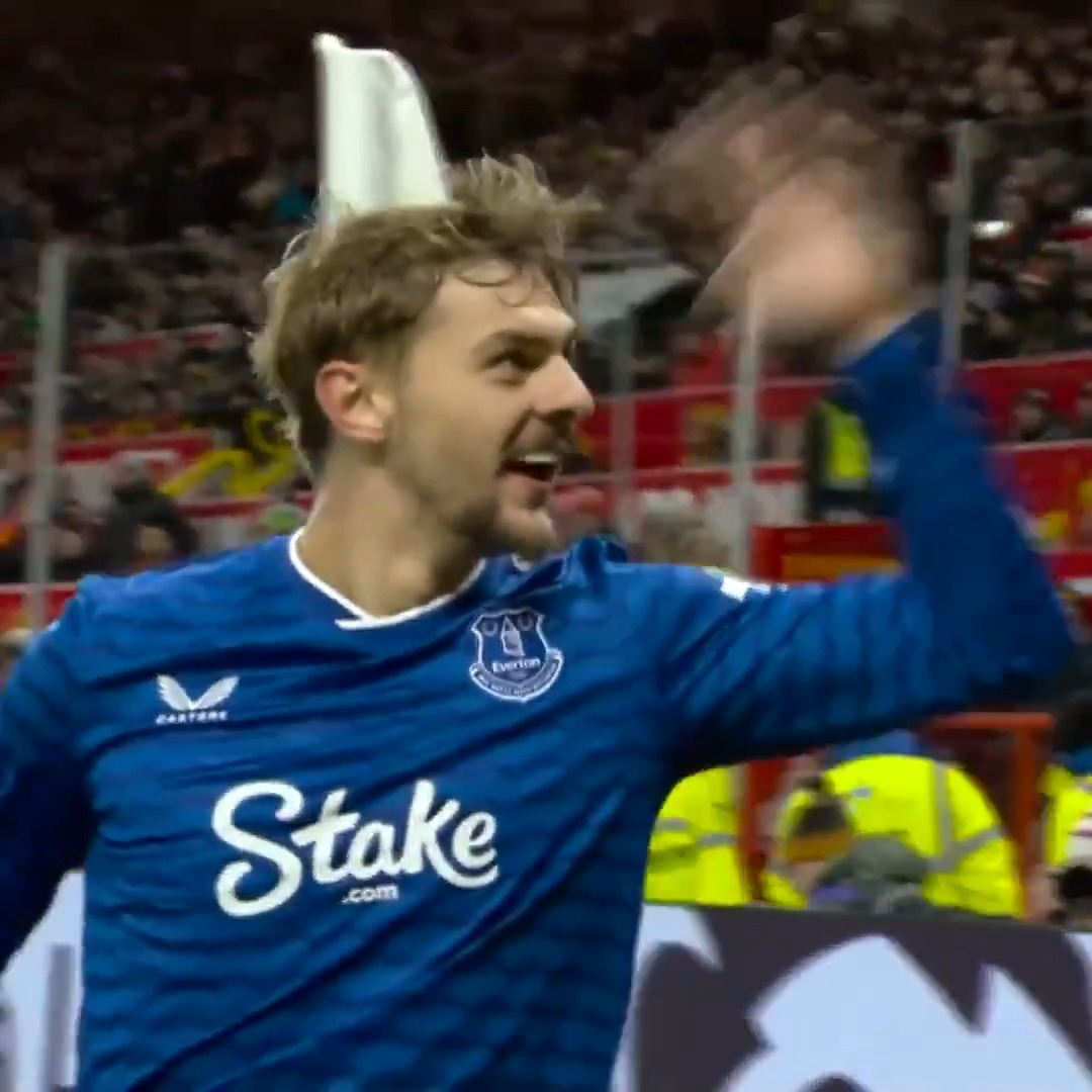 ⚽️ 2 goals 🅰️ 1 assist 🏆 1 PL POTM nomination Kiernan Dewsbury-Hall's superb form in November has been recognised in the Premier League's Player of the Month shortlist. Vote below! ⬇️