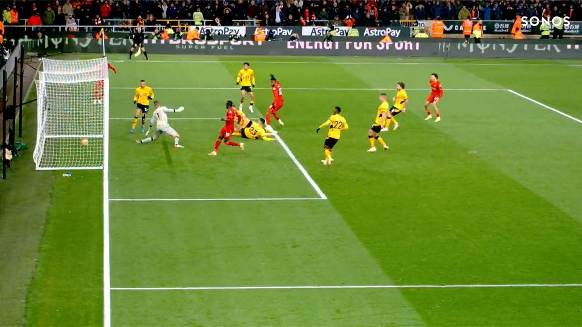 🗓️ On This Day | 2021 Wolves 1-0 LIverpool | Saturday 4th December ⚽️ Divock Origi 90' +4 A dramatic late winner by the man himself on this day in 2021. Just listen to the noise from that away end ✊