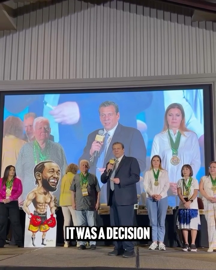 "In no way is there any feelings other than wishing him success." WBC president Mauricio Sulaiman responds to Terence Crawford's comments 🤝