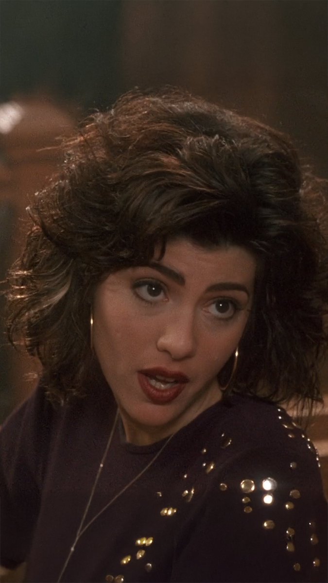 Marisa Tomei talking about cars is my new form of self-care. Film: MY COUSIN VINNY (1992)