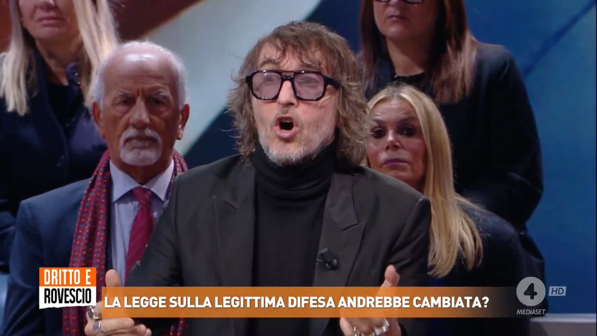 "In molti Stati degli USA oggi Roggero non sarebbe condannato a 14 anni ma sarebbe premiato dallo sceriffo di turno per aver ucciso dei delinquenti!" Giuseppe Cruciani a #drittoerovescio sul caso Mario Roggero, il gioielliere condannato a 14 anni per aver ucciso i rapinatori