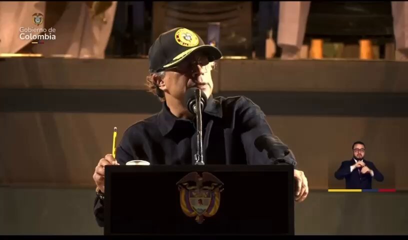#POLÍTICA “No hay ninguna prueba contra el General Huertas”, dijo el presidente Gustavo Petro (Gustavo Petro) durante su intervención en la Ceremonia de oficiales de la Escuela Militar Marco Fidel Suárez, en Cali.