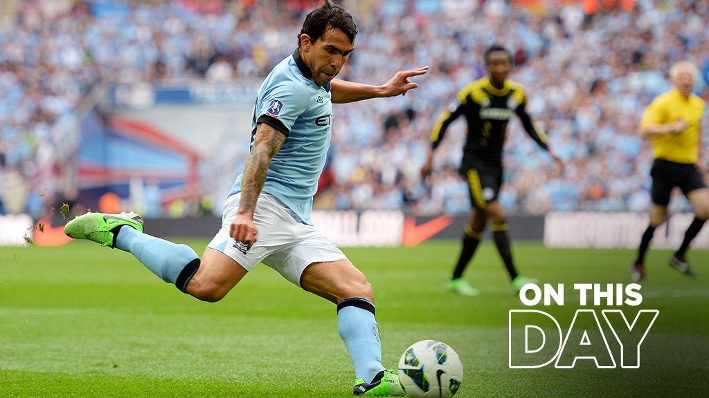 #OnThisDay: #ManCity 2-1 Chelsea [2009] ⚽️ [37'] Emmanuel Adebayor ⚽️ [56'] Carlitos Tevez - ⚽️ [8' OG] Emmanuel Adebayor