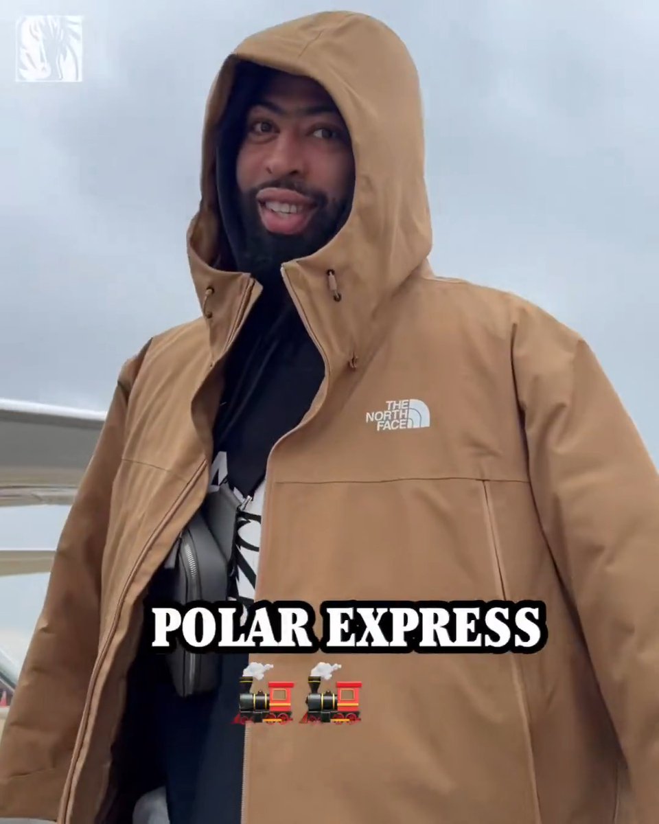 Basically if we’re not watching Home Alone, we’re watching Polar Express 🤣🤣 Drop your favorite Christmas movie below ⬇️ #MFFL
