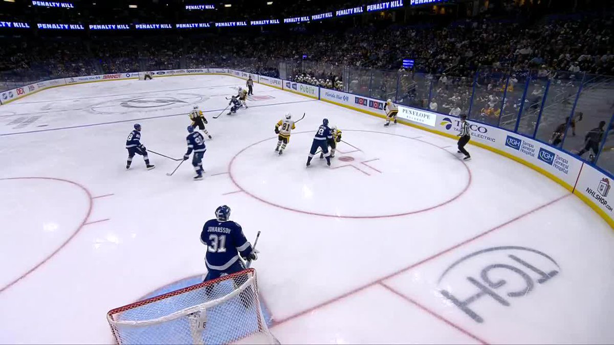 Ben Kindel tips it home! 🙌 That's his seventh of the season!