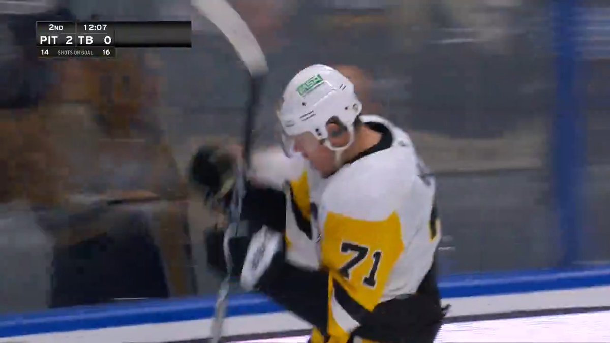Watch out... GENO'S LOOSE 💪