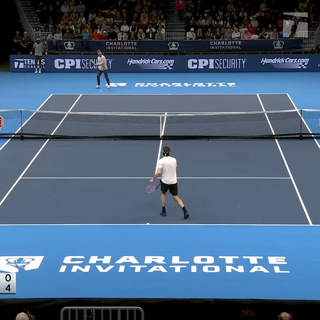 Roger Federer or Andy Dalton? 😅 The Red Rifle shows off the one hander in Charlotte! 💥🔫