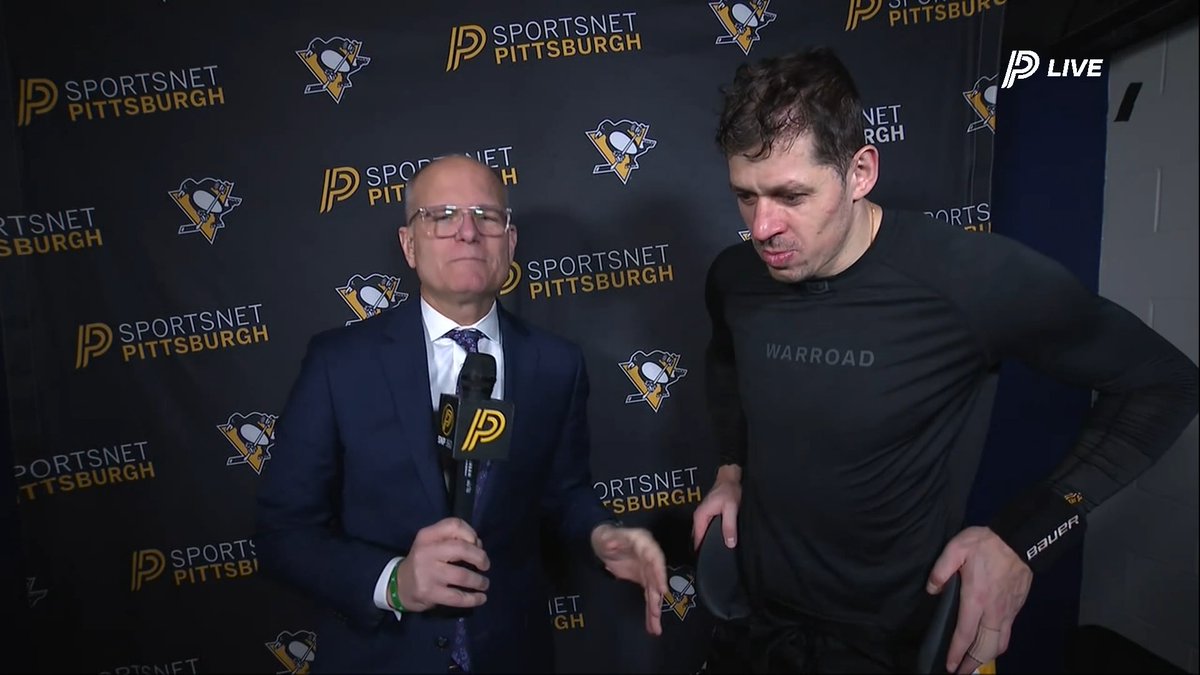 .Dan Potash: "You're playing like you're 22 again!" Geno: "I'm not 22... at least like 25... I feel good." 🤣