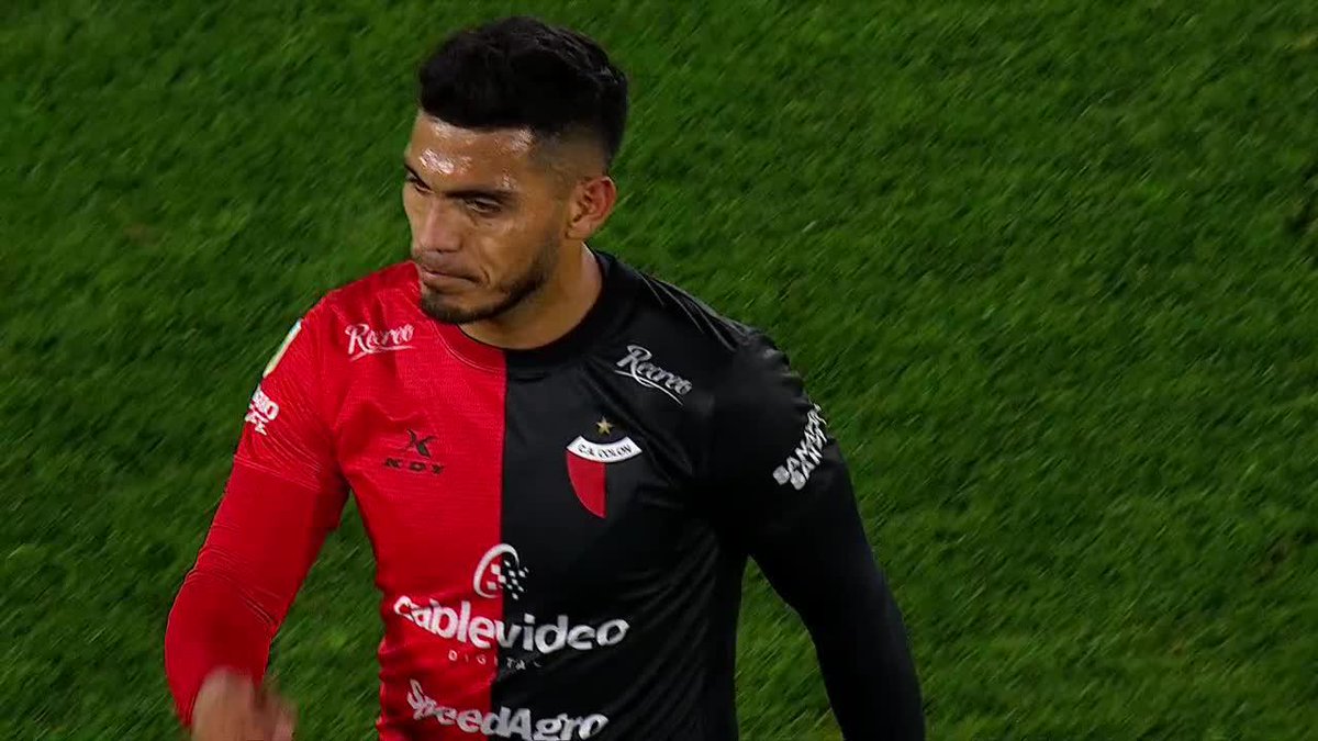 A mis hijos les voy a contar que este chad hizo creer a todo una gente tener destellos del gordo Ronaldo en su debut