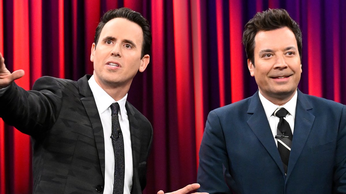 .Oz Pearlman shocks Jimmy and the audience by reading their minds! #FallonTonight