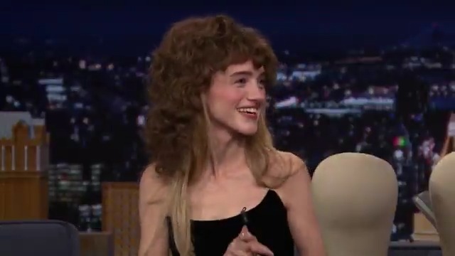 .Natalia Dyer & Jimmy recite some stranger things lines while wearing Nancy Wheeler’s wigs! #StrangerThingsOnFallon #FallonTonight #StrangerThings