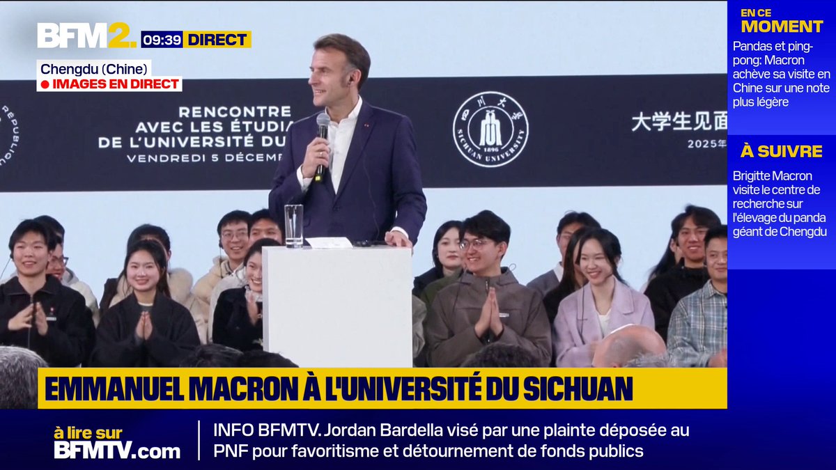 💬 "Comment peut-on comprendre la structure de votre discours ?" À l'université du Sichuan, un étudiant chinois demande à Emmanuel Macron un conseil pour "mieux réussir" son examen oral en langue française #BFM2