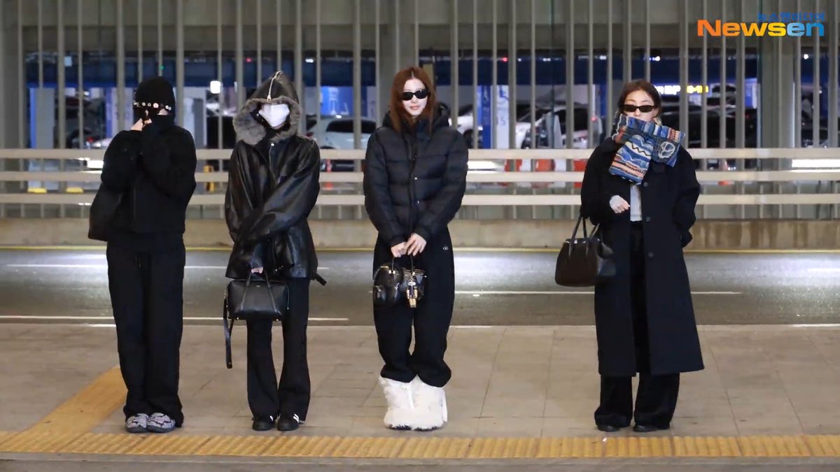 TWICE heading to Hong Kong today for two 'THIS IS FOR' concerts at Kai Tak Stadium. Dahyun and Tzuyu flew earlier, Chaeyoung will not participate in the concerts.