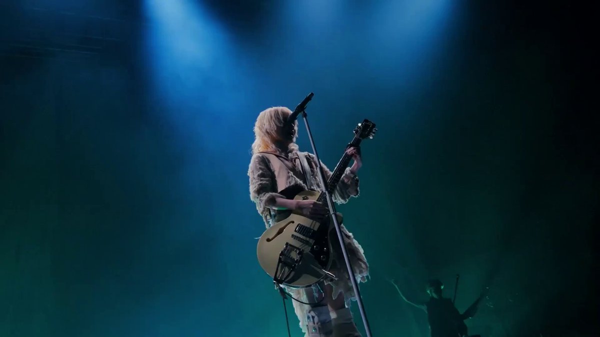 ￣￣￣￣￣￣￣￣￣￣￣￣￣ Reol - MONSTER ⠀ Live at カルチュア・カリキュラム Tokyo ￣￣￣￣￣￣￣￣￣￣￣￣￣ 🔗 今年2月に行われたZepp DiverCity公演より「MONSTER」のライヴ映像を公開！ 1月21日発売4th Full Album「美辞学」の初回限定盤に収録されます💿 ▼ご予約 #Reol #美辞学 #MONSTER