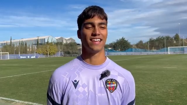 🎙 Martin Krug: “Me hizo mucha ilusión vivir el debut con mis compañeros del #AtléticoLevanteUD” 📝